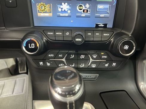 Certified 2019 Chevrolet Corvette 3LT w/ 3LT Preferred Equipment Group image 18