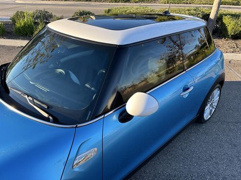 Used 2015 MINI Cooper S image 19