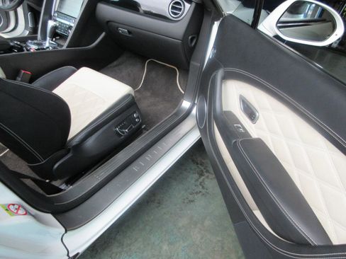 Used 2013 Bentley Continental GT AWD/4WD image 20