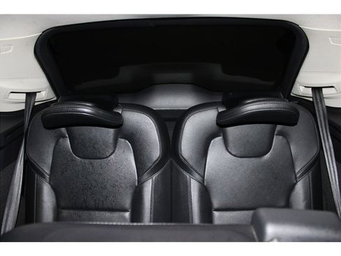 Used 2021 Volvo XC90 T5 Momentum w/ Protection Package Premier image 23