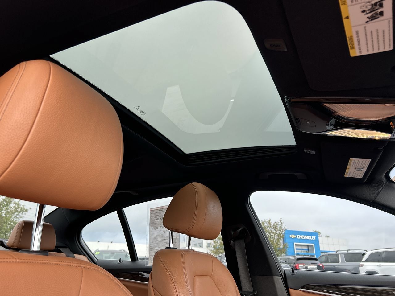 Used 2019 BMW 530e xDrive w/ Convenience Package AWD/4WD image 20