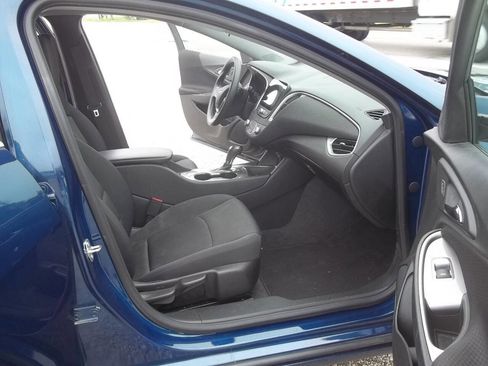 Used 2019 Chevrolet Malibu LS w/ Driver Confidence Package image 11