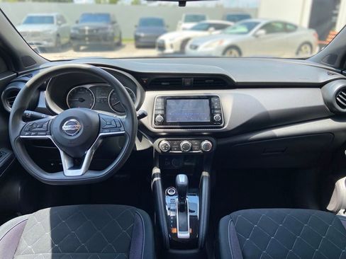 Used 2019 Nissan Kicks S w/ Exterior Package FWD image 27