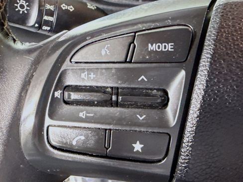 Used 2023 Hyundai Venue SEL w/ Cargo Package image 14