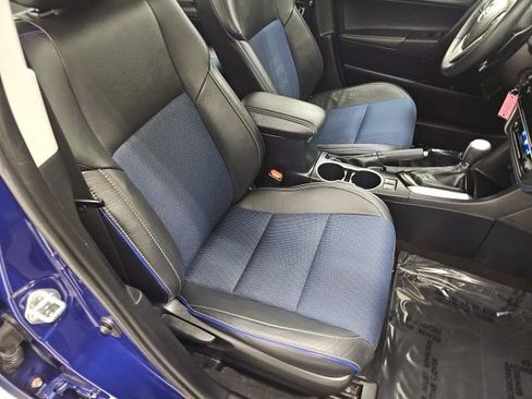 Used 2018 Toyota Corolla SE image 34