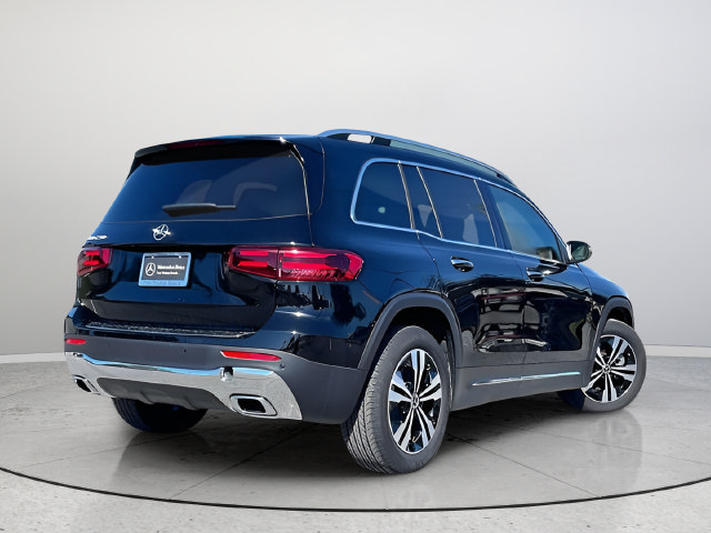 Used 2025 Mercedes-Benz GLB 250 image 5