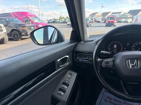 Used 2022 Honda Civic EX image 19