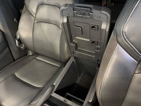 Certified 2024 Nissan Pathfinder SL w/ Cargo Package AWD/4WD image 21