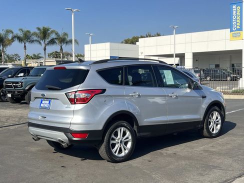 Used 2018 Ford Escape SE w/ SE Sync 3 Package image 24