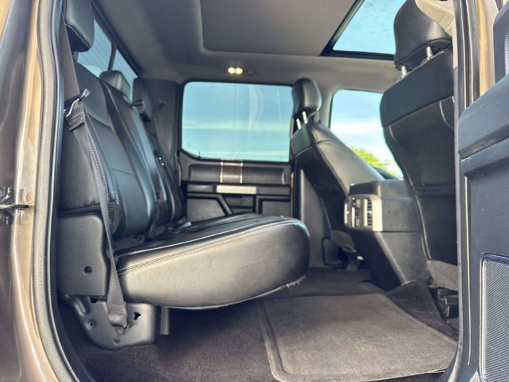 Used 2015 Ford F150 Lariat w/ Equipment Group 502A Luxury AWD/4WD image 18