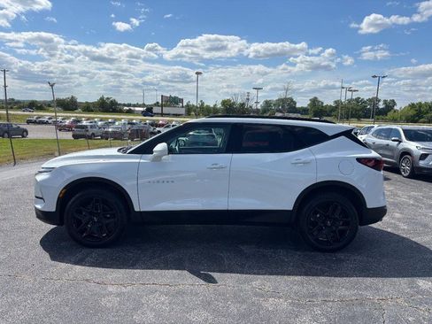 Certified 2024 Chevrolet Blazer LT w/ Convenience Package FWD image 2