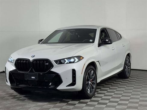 Used 2025 BMW X6 M60i w/ Parking Assistance Package image 7