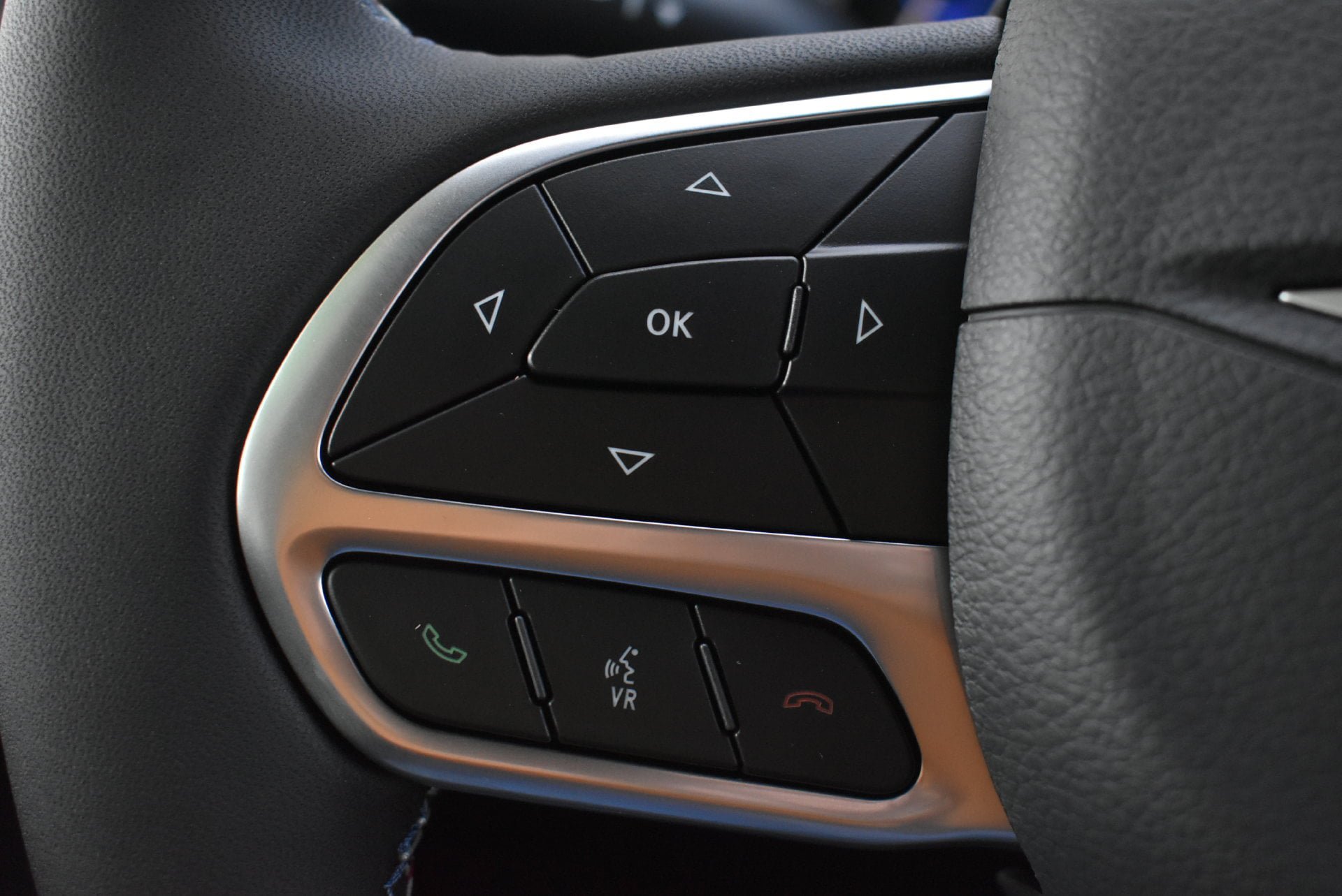 New 2027 Chrysler Pacifica Select AWD/4WD image 21