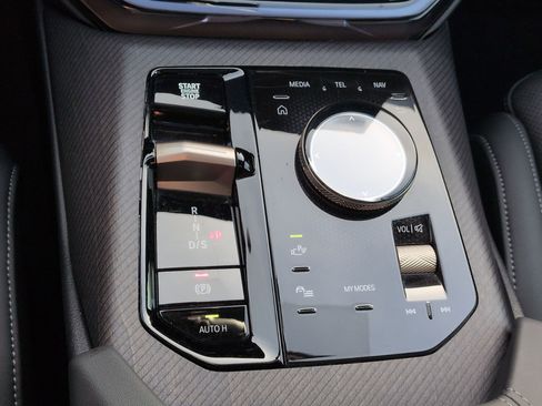 Used 2025 BMW X3 xDrive30i w/ Convenience Package image 25