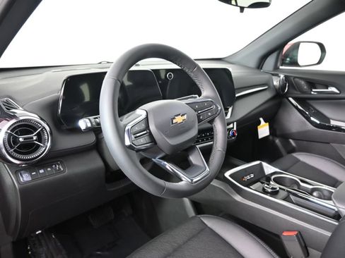 New 2026 Chevrolet Equinox LT w/ Convenience Package II image 22