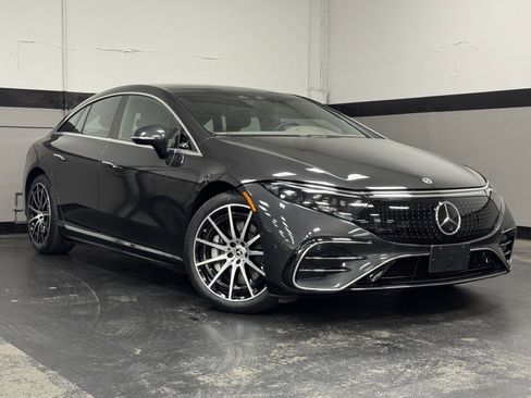 Certified 2023 Mercedes-Benz EQS 580 580 image 2