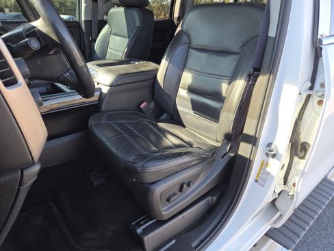 Used 2015 GMC Sierra 2500 Denali image 29