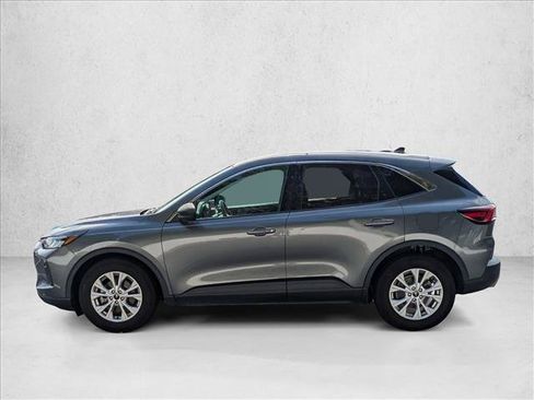 Used 2023 Ford Escape Active w/ Tech Pack #1 FWD image 6