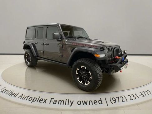 Used 2025 Jeep Wrangler Unlimited Rubicon AWD/4WD image 7