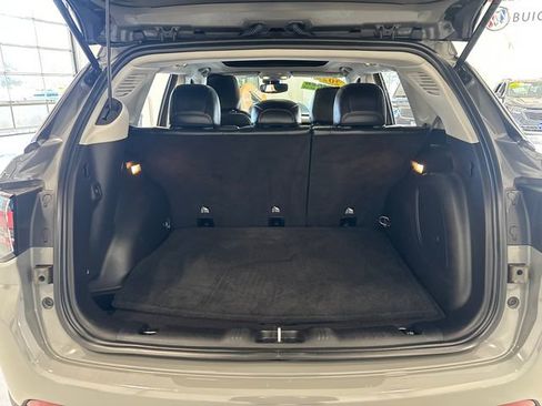 Used 2022 Jeep Compass Trailhawk w/ Trailhawk Elite Group image 33