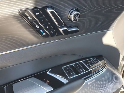 Used 2025 Cadillac Lyriq Luxury image 47