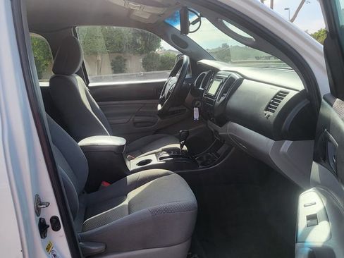 Used 2015 Toyota Tacoma 2WD Access Cab image 20