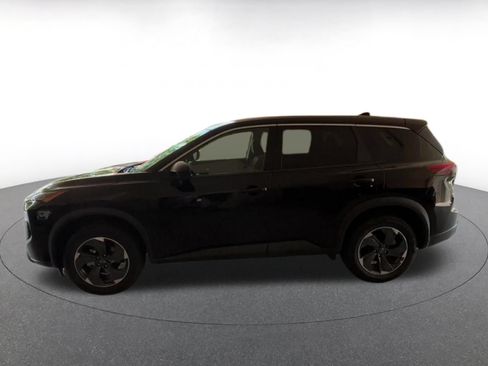 Used 2025 Nissan Rogue SV FWD image 9