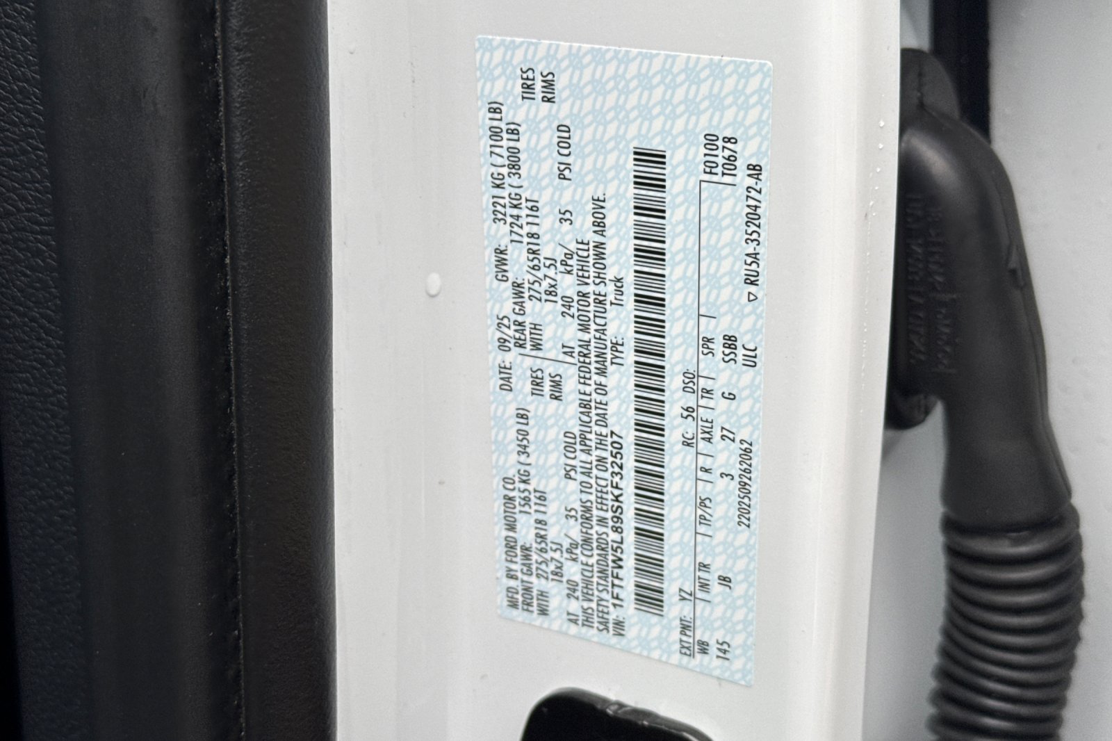 Used 2025 Ford F150 Lariat AWD/4WD image 58