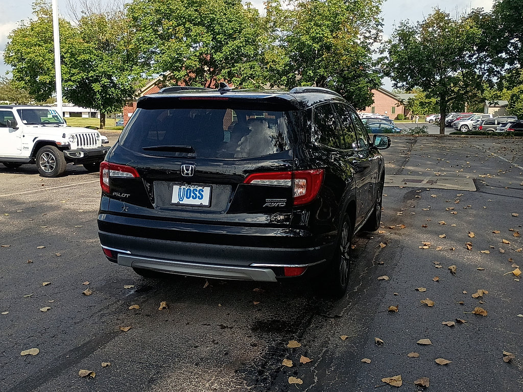 Certified 2022 Honda Pilot Touring image 3