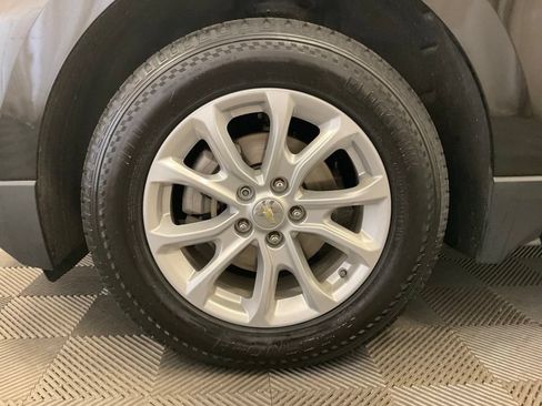 Used 2018 Chevrolet Equinox LT AWD/4WD image 13