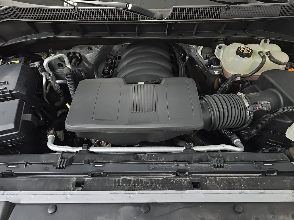 Used 2021 Chevrolet Silverado 1500 Custom w/ LPO, Dark Essentials Package AWD/4WD image 12