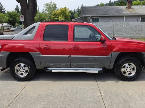 Used 2002 Chevrolet Avalanche 4x4 image 4