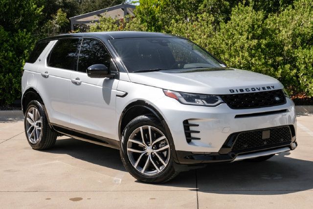 Used 2026 Land Rover Discovery Sport Landmark AWD/4WD image 7