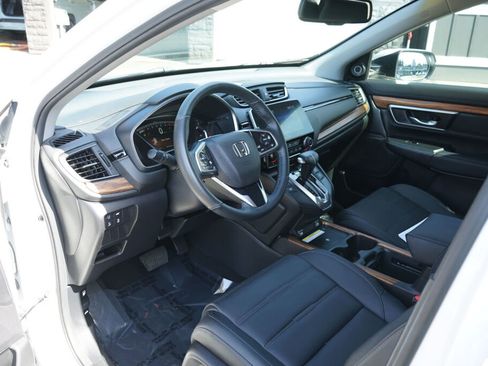 Used 2020 Honda CR-V Touring image 17