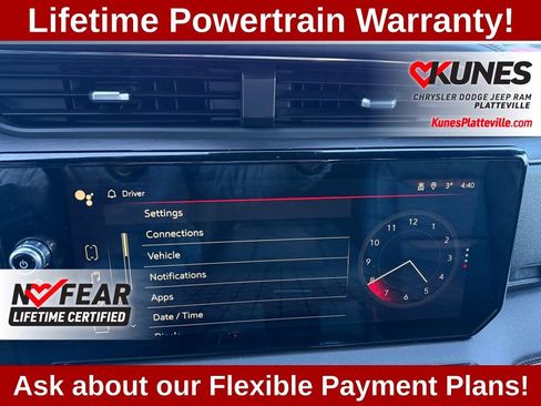 Used 2023 GMC Sierra 1500 AT4 image 19