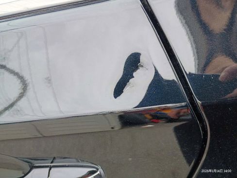 Used 2018 Toyota Avalon XLE Plus image 30