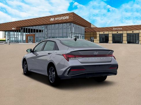 New 2026 Hyundai Elantra Sport image 5