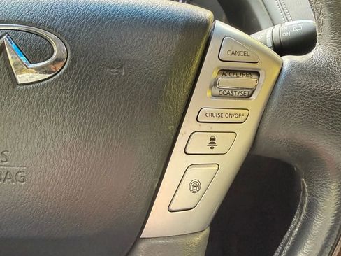 Used 2017 INFINITI QX80 2WD w/ Driver Assistance Package image 31