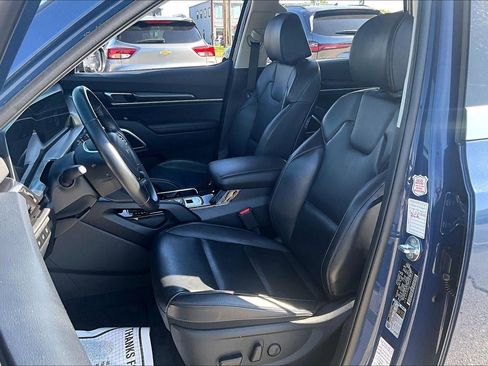 Used 2025 Kia Telluride S AWD/4WD image 21