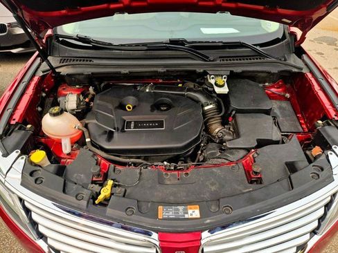 Used 2017 Lincoln MKC Select w/ Lincoln MKC Climate Package FWD image 13