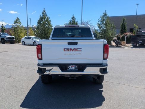 Used 2021 GMC Sierra 2500 4x4 Crew Cab w/ Convenience Package image 4