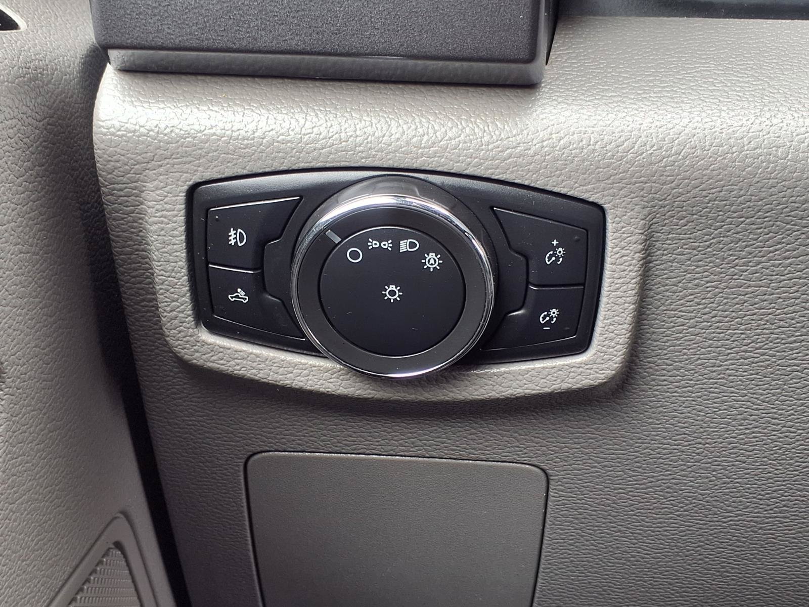 Used 2017 Ford F150 XLT AWD/4WD image 24