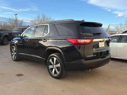 Used 2020 Chevrolet Traverse LT w/ LT Premium Package image 5