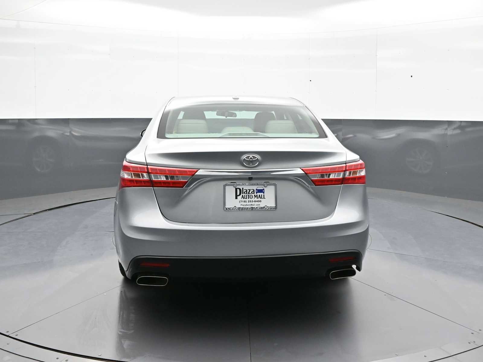 Used 2015 Toyota Avalon XLE FWD image 9