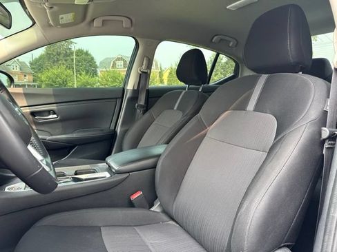 Used 2022 Nissan Sentra SV w/ Trunk Package FWD image 12