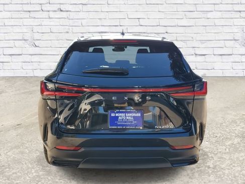 Used 2024 Lexus NX 250 FWD w/ Towing Package (2000 Lbs) image 3