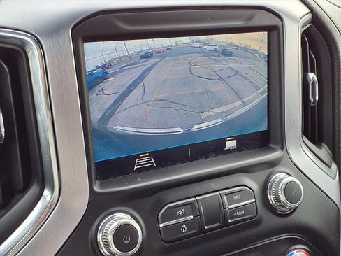 Used 2020 GMC Sierra 1500 SLE w/ SLE Value Package image 11