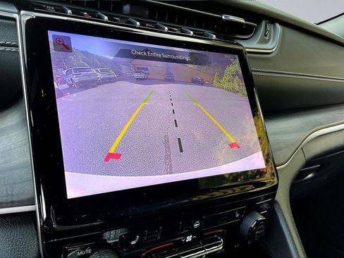 Certified 2024 Jeep Grand Cherokee Limited image 22