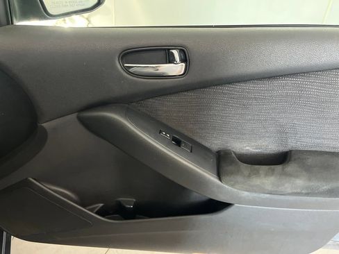 Used 2010 Nissan Altima 2.5 S FWD image 54