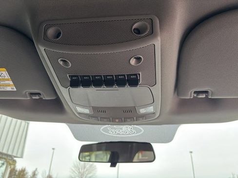 Used 2019 Ford F250 XLT w/ XLT Premium Package image 9